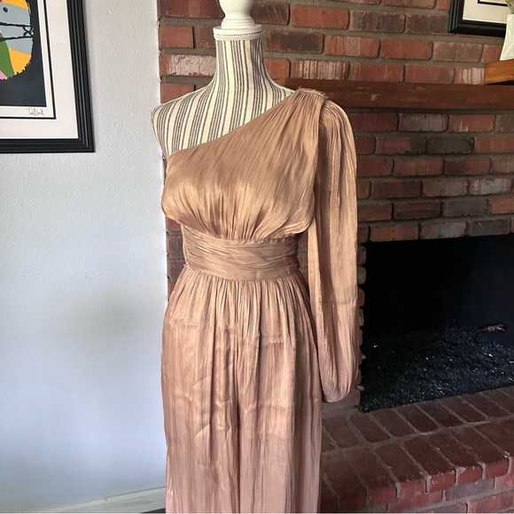 NWT Anthropologie One Shoulder Metallic Jumpsuit in Gold Sz 00 - Picture 3 of 10